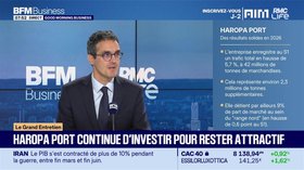 Un poids lourd bloque l'A9 entre Roquemaure et Remoulins après avoir percuté un panneau